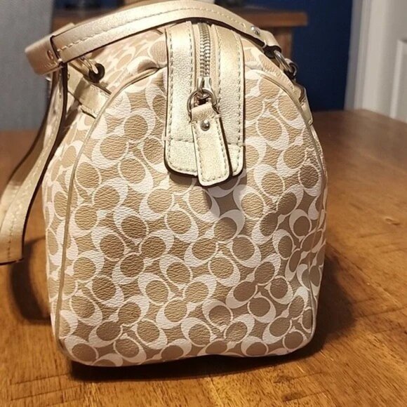 COACH CHELSEA HERITAGE IVORY TAN AND METALLIC GOLD - Picture 4 of 16